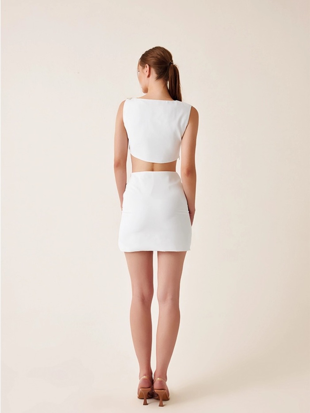 Wold & Badger by Fickle Hearts White ELLIE MINI DRESS (2 US) NWT - Picture 8 of 14